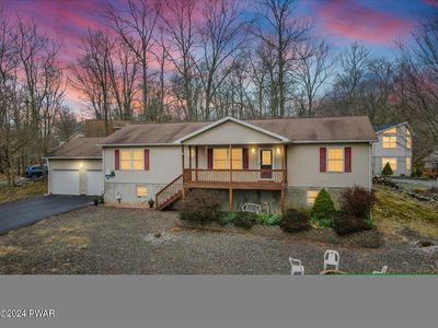 1033 Sunny Slope Dr, Lake Ariel, PA, 18436