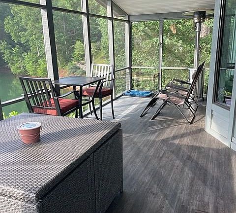 Front Porch facing Lake 