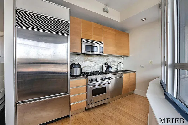 Rented by MEIER | media 6