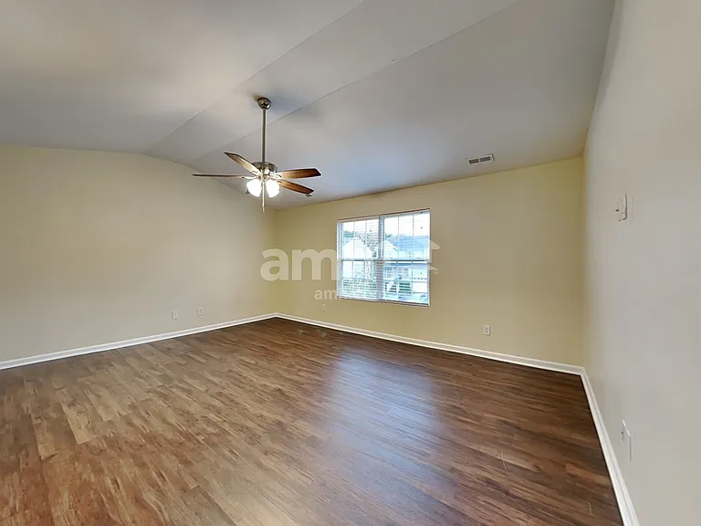 3012 Cardinal Lake Dr — Photo 14