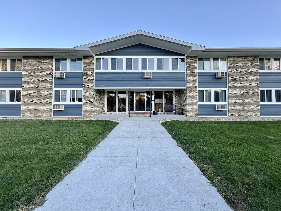 Building Photo 3