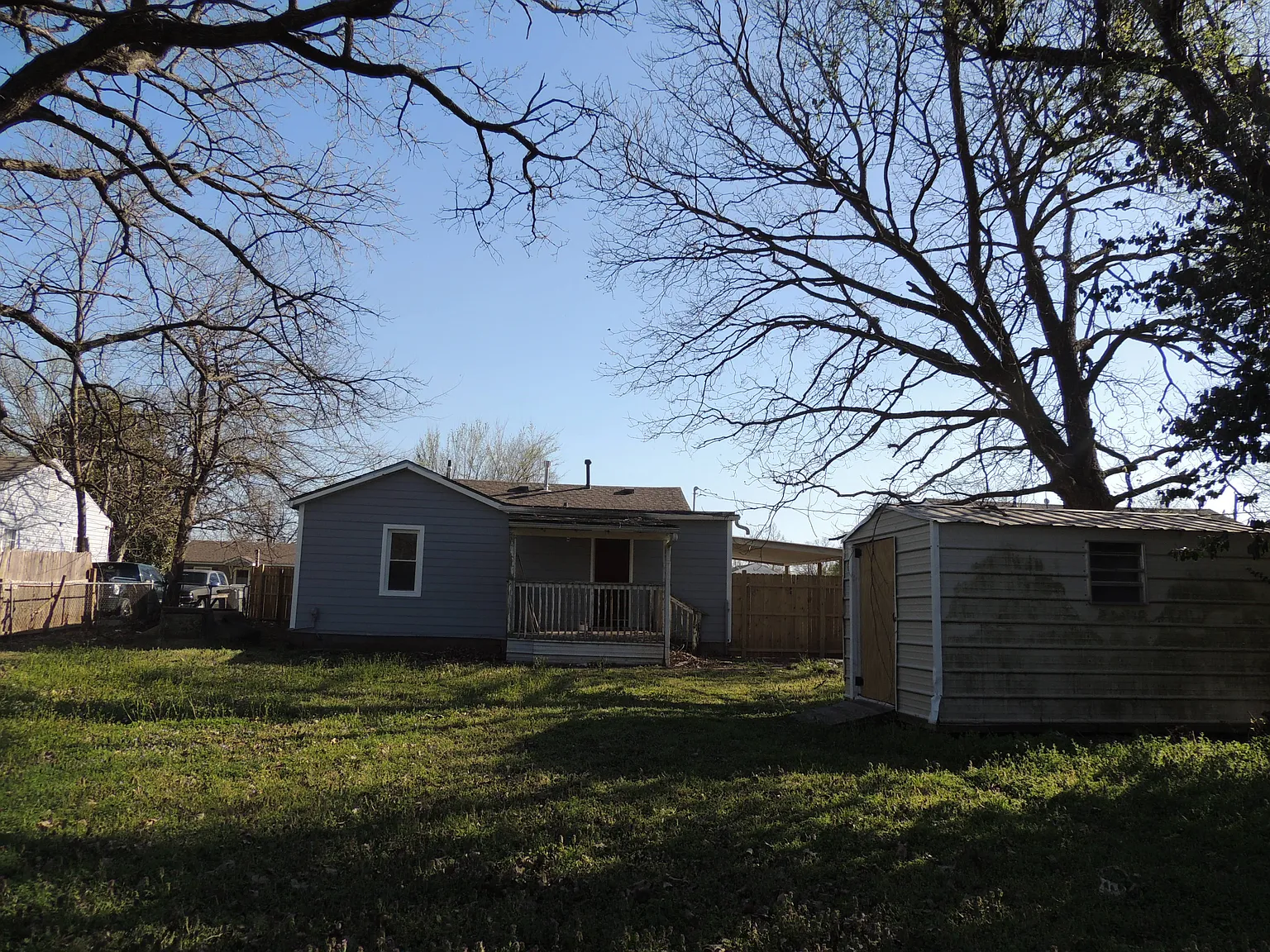 4961 W. 1st Street — Photo 4