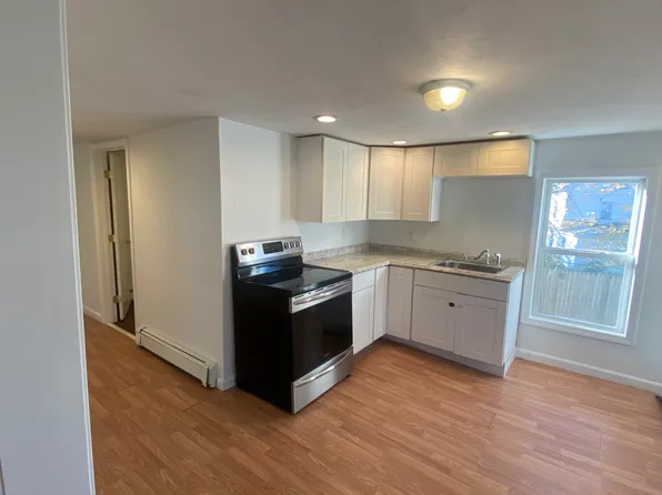 7 Mount Guyot St #3, North Brookfield, MA 01535