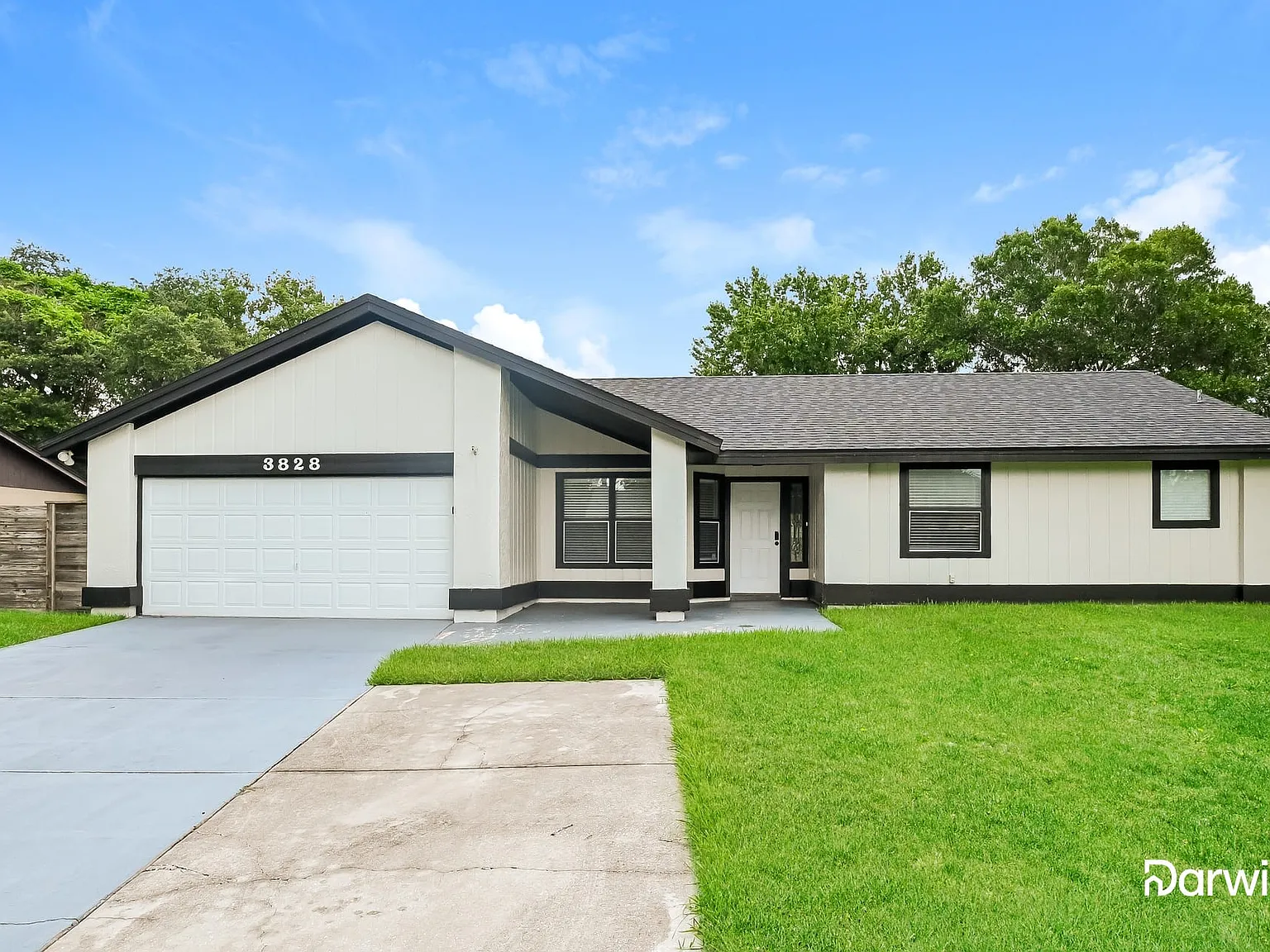 4 bed, 2.0 bath, 2035 sqft, $2,525 — Photo 1