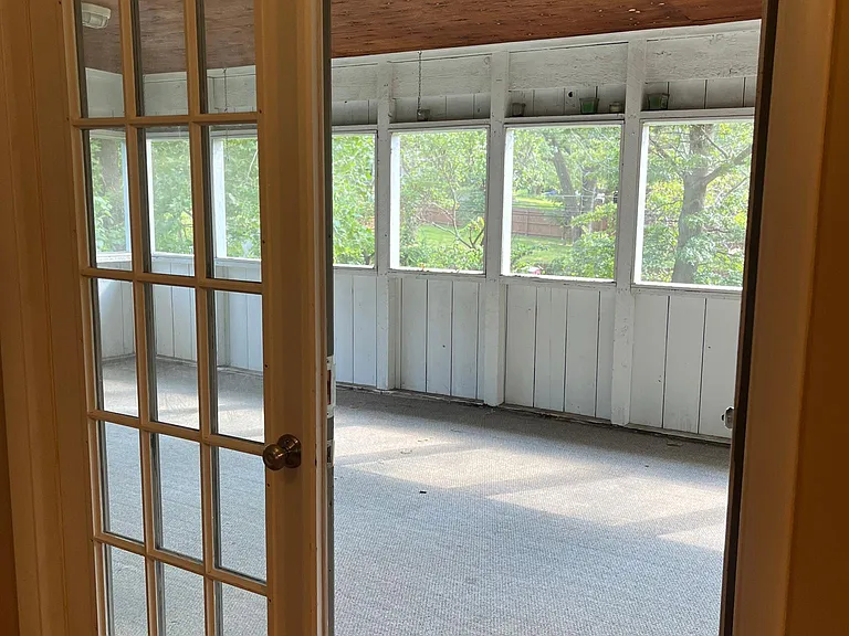 Screened in porch entrance