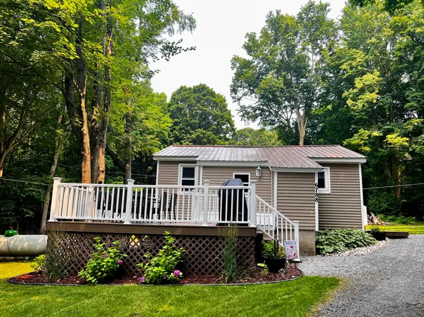 6788 Middleton Rd, Ludington, MI 49431