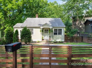 17 Pickwick Rd, Asheville, NC 28803