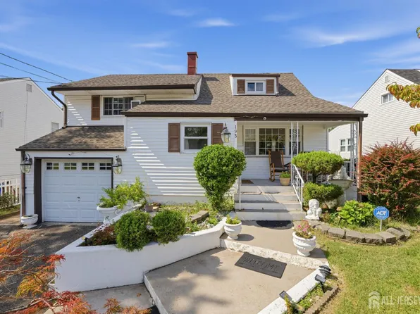 193 McFarlane Rd, Colonia, NJ 07067
