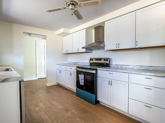 5th image of 5144 Denise Dr