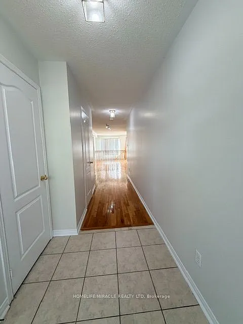 4 bed, $3,251 — Photo 2