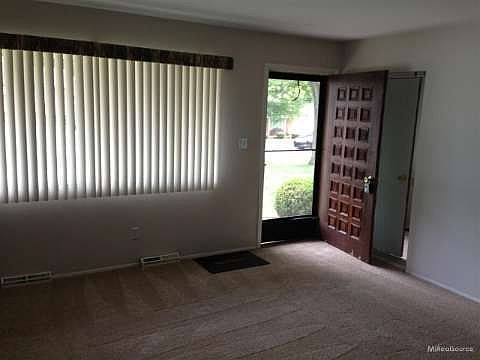 2nd image of 45721 Kenmore St