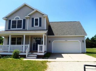 8958 Meadowrue, Portland, MI 48875