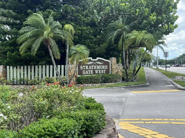 325 Pennington Court, Royal Palm Beach, FL 33411