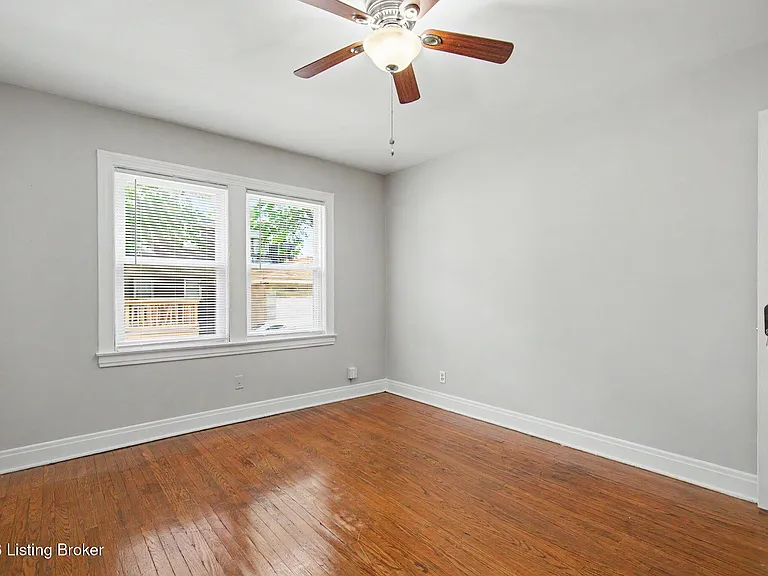 4411 Southern Pkwy #1 — Photo 16