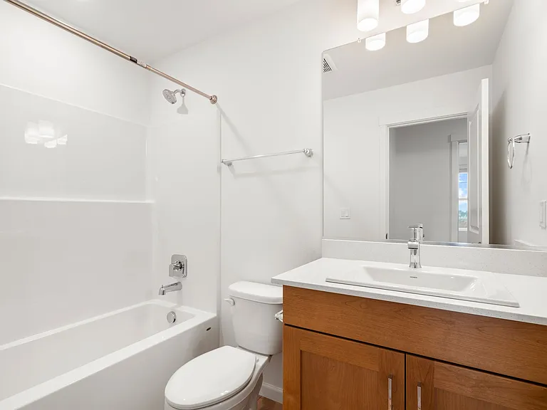 1504 NE 185th Ave — Photo 30