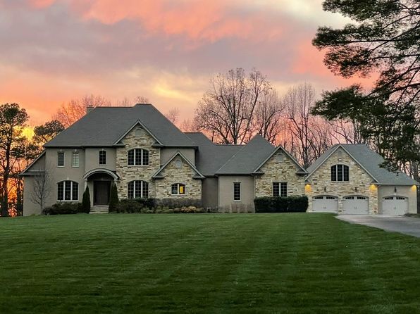 1055 Highland Church Rd, Paducah, KY 42001