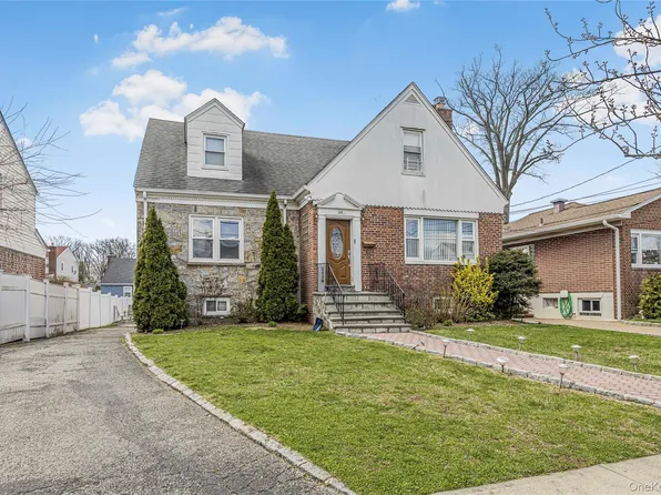 38 Borcher Avenue, Yonkers, NY 10704