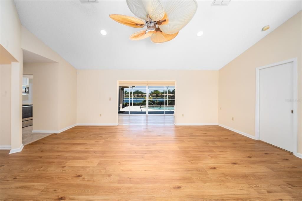3162 E Village Dr, Venice, FL - More