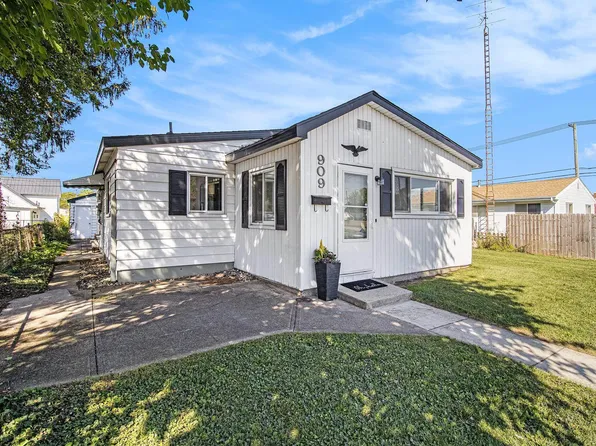 909 Jackson St, Mishawaka, IN 46544