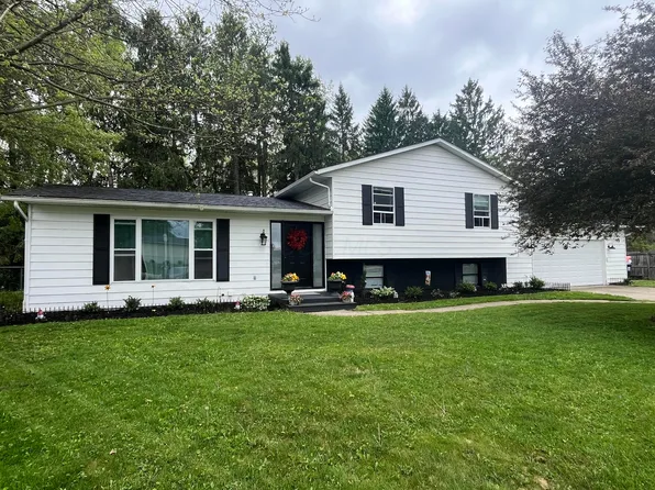 1330 Sequoia Ln, Heath, OH 43056