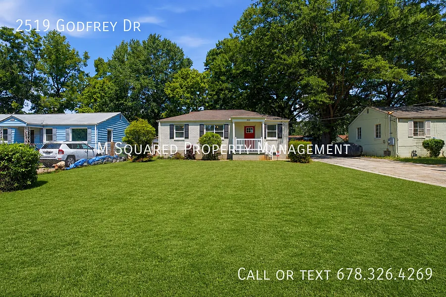 3 bed, 1056 sqft, $1,800 — Photo 2