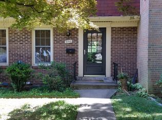 1850 Golf View Ct, Reston, VA 20190