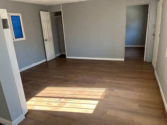 2nd image of 5929 Denver Ave #1/2