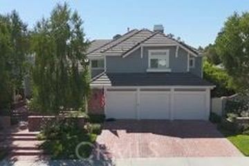 24066 Regents Park Cir, Santa Clarita, CA, 91355