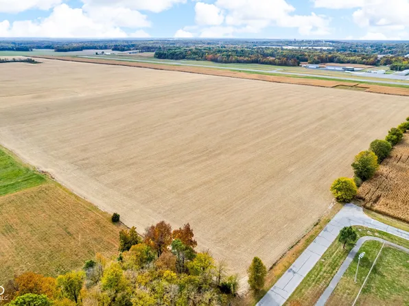 250 East St, Greencastle, IN 46135