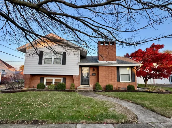 1111 Arlington St, Fremont, OH 43420