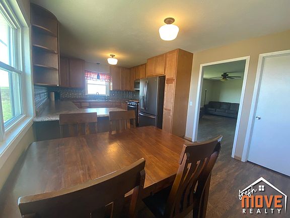 4th image of 8167 N Road F
