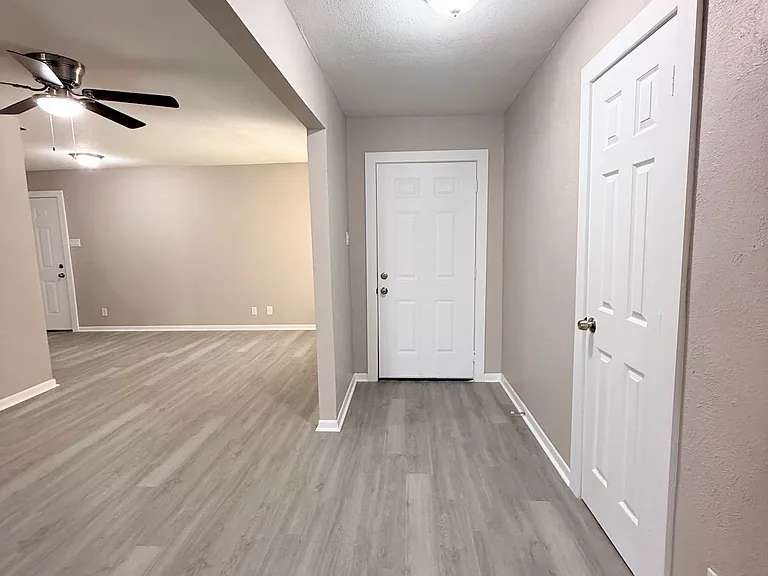 1228 Oak Dr — Photo 19