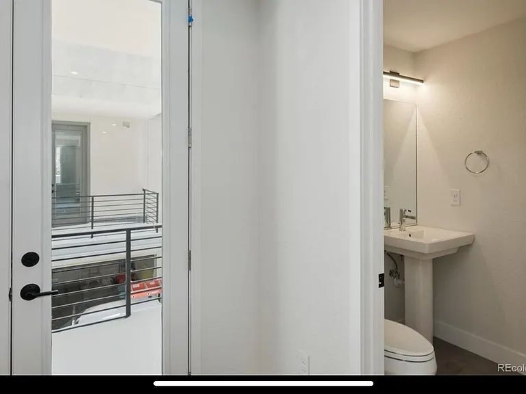 2851 W 23rd Ave #4 — Photo 28