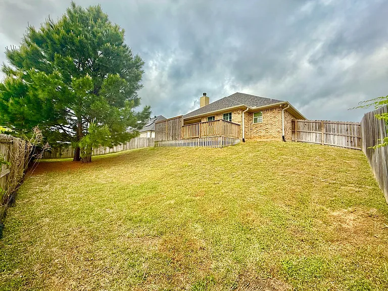 7326 Harpers Ridge Ln — Photo 21