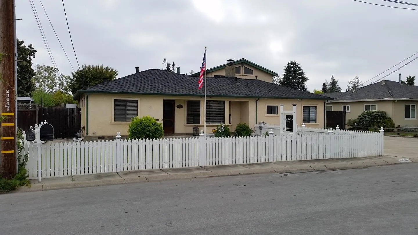 10726 Larry Way photo 1