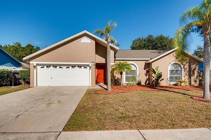 1st image of 9719 Glenpointe Dr