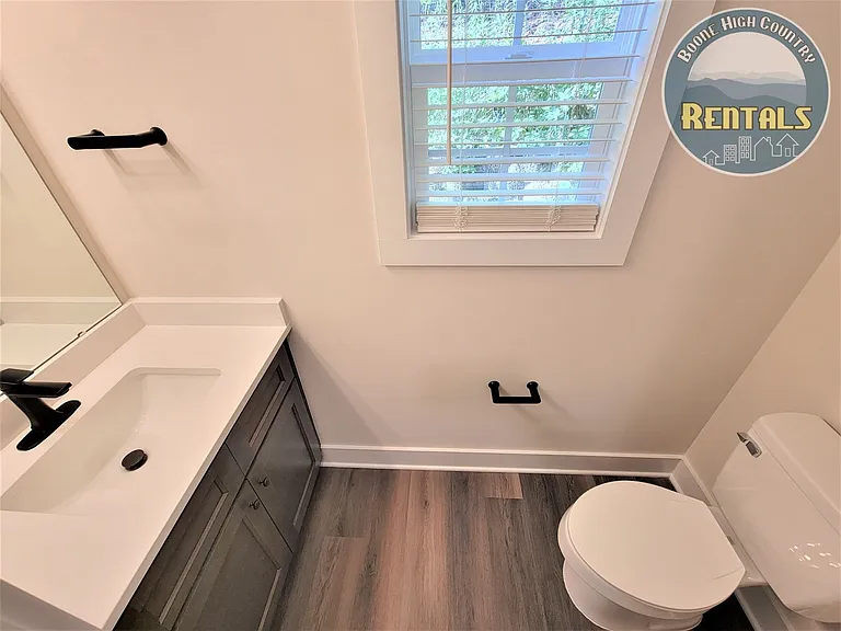 291 Stratford Ln — Photo 47