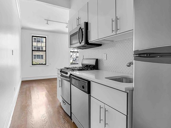 2nd image of 12 5th Ave APT 51
