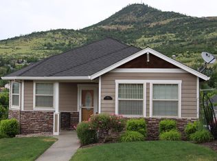 4667 Hathaway Dr, Medford, OR