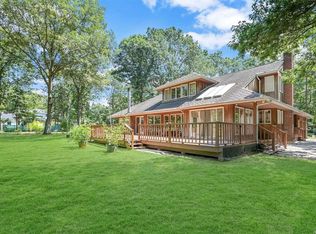 9 Sunreigh Ct, Miller Place, NY