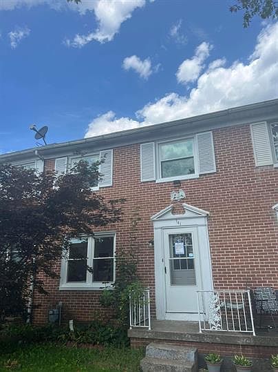 1st image of 741 Rockland St