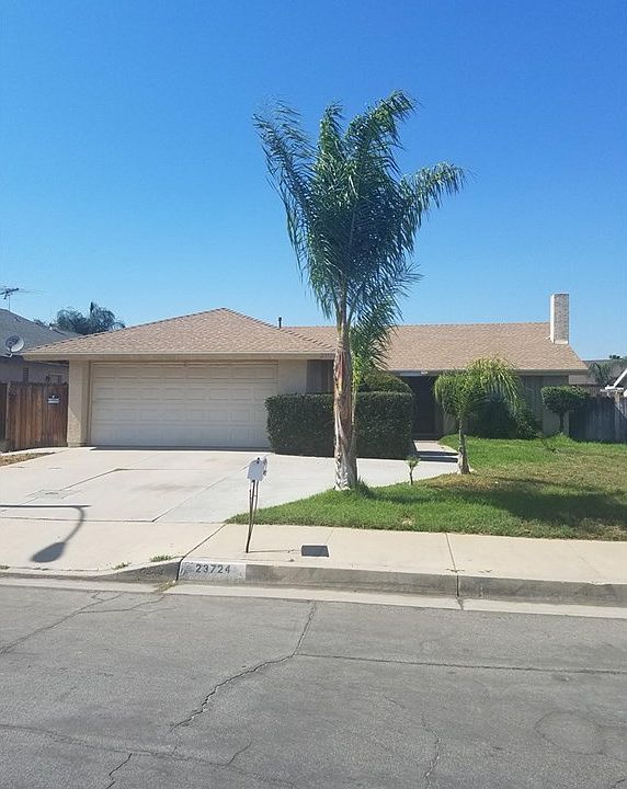1st image of 23724 Suncrest Ave