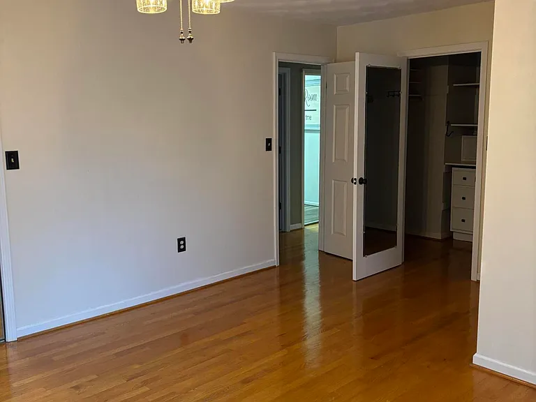 728 Harrison Ave — Photo 15