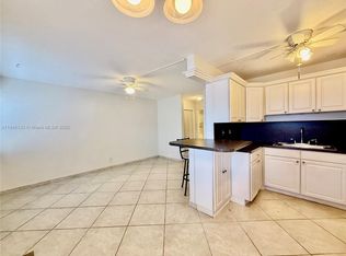 22 SE 3rd Ter APT 7, Dania, FL 33004