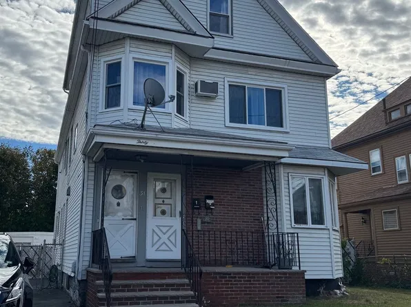 31 Dean St, Everett, MA 02149