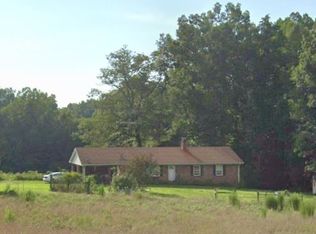 2172 Hillside Rd, Ringgold, VA 24586