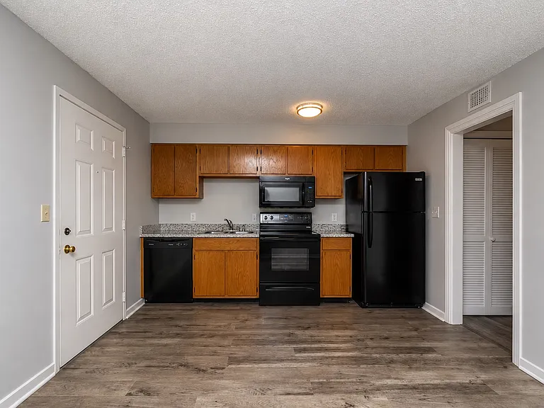 250 Elm St #807 — Photo 2