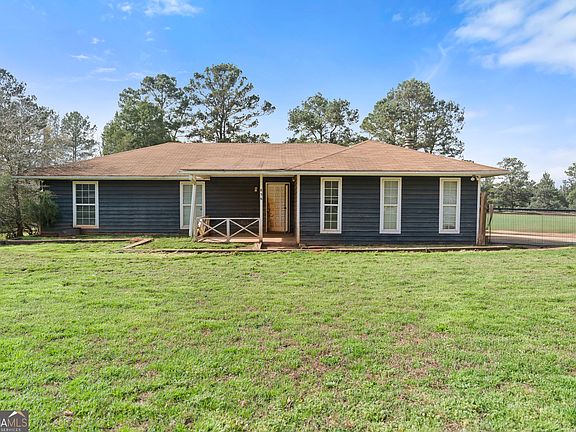 3rd image of 856 Colwell Rd