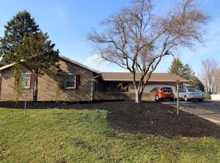 3371 Rothsville Rd, Akron, PA 17501