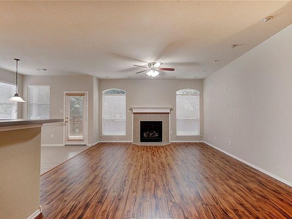 2nd image of 11913 Larch Valley Dr